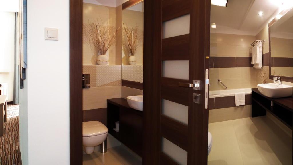 Hotell Gromada Arka Lux 4*